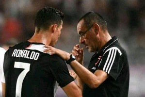  尤文图斯争议判罚引发热议  