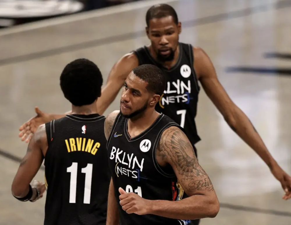  篮网官宣杜兰特续约两年，联手欧文冲击总冠军  